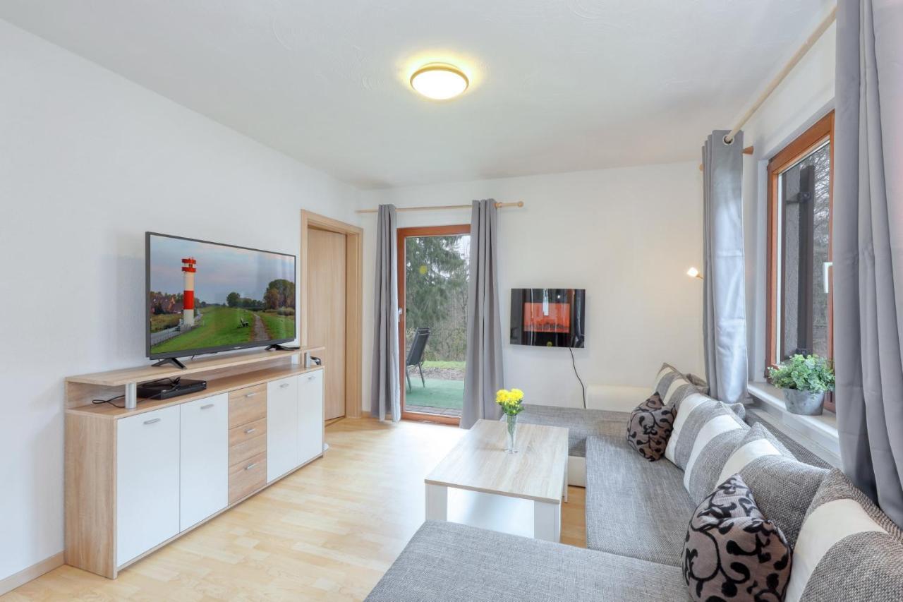 Seepark Kirchheim Ferienhaus Bei Vera Mit Sauna エクステリア 写真