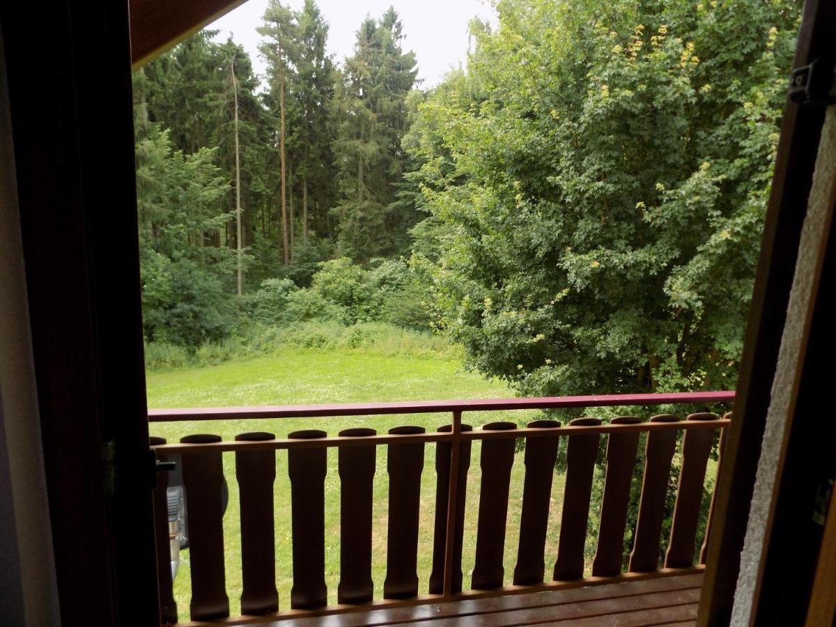 Seepark Kirchheim Ferienhaus Bei Vera Mit Sauna エクステリア 写真